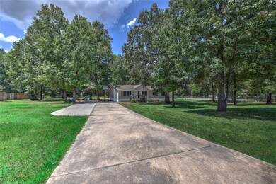 17708 Todd St, Conroe, TX 77302 - photo 5