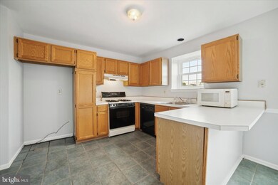 321 Scola Rd, Brookhaven, PA 19015 - photo 6