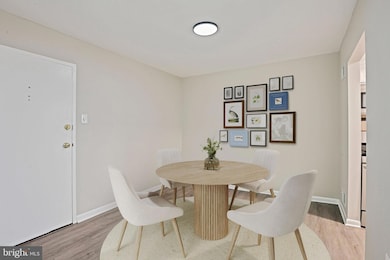 11619 Vantage Hill Rd unit 1A, Reston, VA 20190 - photo 5