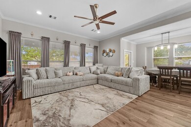 317 S Idaho St, La Porte, TX 77571 - photo 4