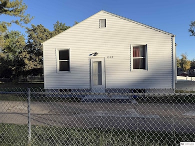5302 N 39th Cir, Omaha, NE 68111 - photo 4