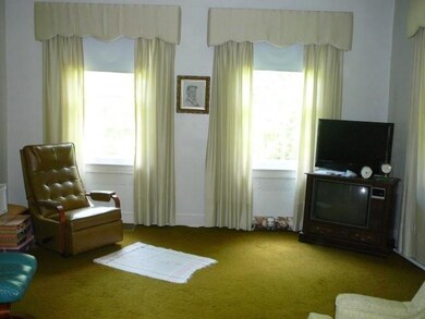 133 East St, Potosi, WI 53820 - photo 7