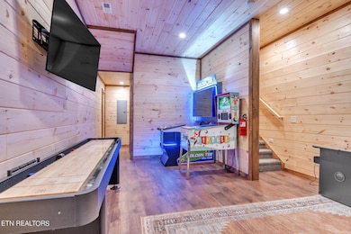 3140 White Falcon Way-1512