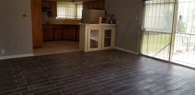 6315 Tuscon St, Houston, TX 77026 - photo 4