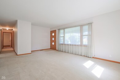 3448 Rost Dr, Columbus, IN 47203 - photo 4