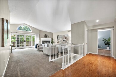 691 Grandview Ln, Aurora, OH 44202 - photo 3