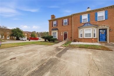 725 Mill Landing Rd, Chesapeake, VA 23322 - photo 4