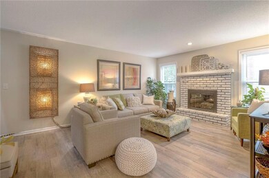 9930 Edelweiss Cir, Shawnee, KS 66203 - photo 3