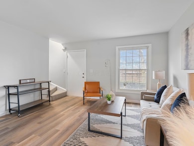 2337 Hardesty Ct unit 1, Columbus, OH 43204 - photo 4