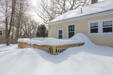184 Ocean House Rd - deck