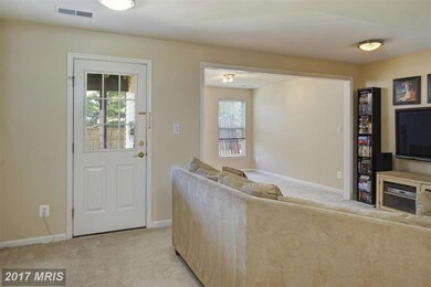 13591 Bathgate Dr, Herndon, VA 20171 - photo 5