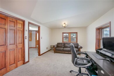 4409 Hoffman Dr, Whitehall, PA 18052 - photo 6