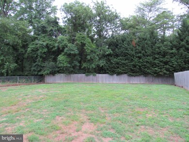 14 Kellington Dr, Pasadena, MD 21122 - photo 7