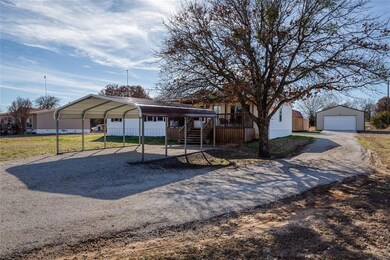 169 Lowrey Cir, Springtown, TX 76082 - photo 3