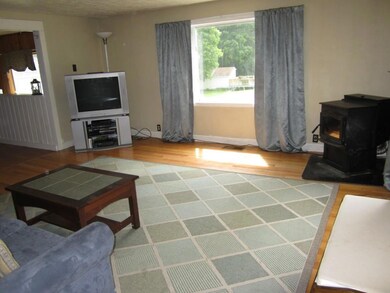 53 North St, Mechanic Falls, ME 04256 - photo 5