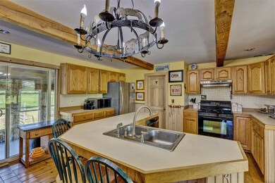 1047 Clark Pond Rd, North Haverhill, NH 03774 - photo 5