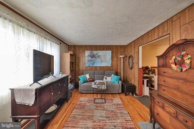 6244 Glen Ct, Germansville, PA 18053 - photo 3