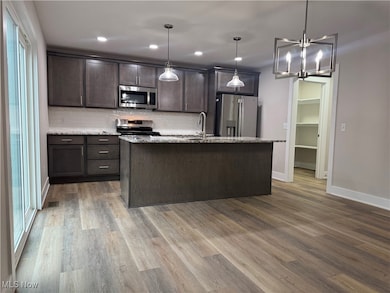 1118 Overridge Ave SE, North Canton, OH 44720 - photo 3