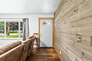 152 Reed St, Nappanee, IN 46550 - photo 4