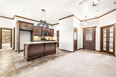 Open concept living that allows for easy conversat