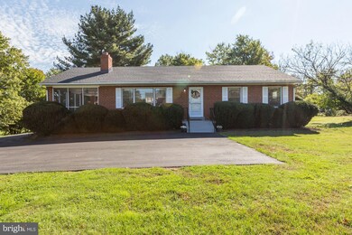 14701 Old Columbia Pike, Burtonsville, MD 20866 - photo 2