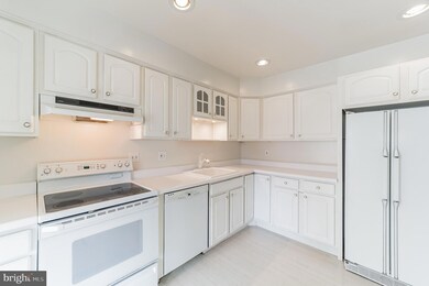 10 Liberte Ln unit 10, Chesterbrook, PA 19087 - photo 7