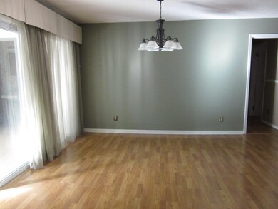 703 Meadow Ridge, Warner Robins, GA 31093 - photo 4