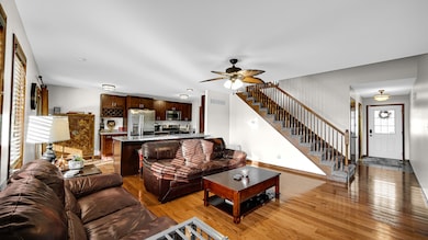 9832 Kreitzburg St, Dyer, IN 46311 - photo 6