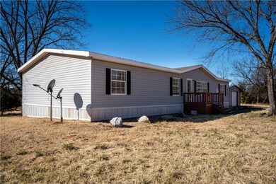 22738 Ridgeway Pass, Tecumseh, OK 74873 - photo 3