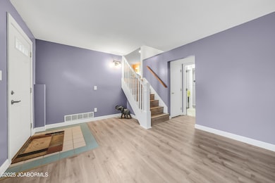 1031 Carousel Dr, Jefferson City, MO 65101 - photo 6