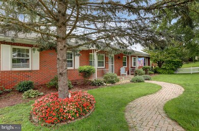 1040 Skyview Dr, Milton, PA 17847 - photo 4