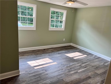 89 Fairlane Dr, Jefferson, GA 30549 - photo 5