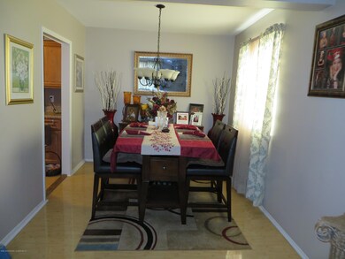 441 Willow Rd E unit 1, Staten Island, NY 10314 - photo 6