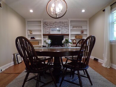 890 Gwinn Island Rd, Danville, KY 40422 - photo 3