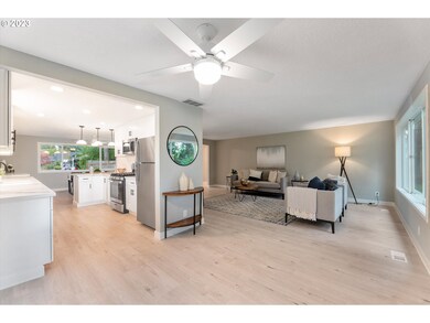 5640 SW 202nd Ave, Beaverton, OR 97007 - photo 6