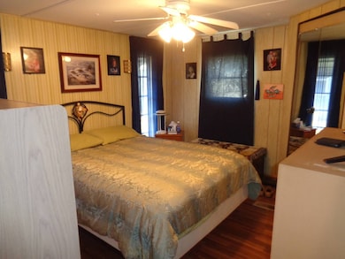 1015 Fountainview S, Lakeland, FL 33809 - photo 7