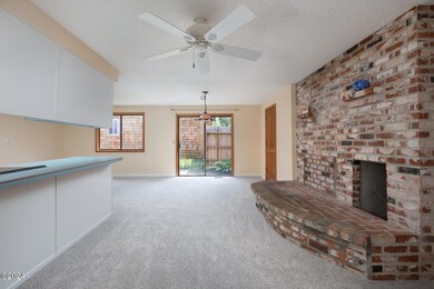 213NE56th-05