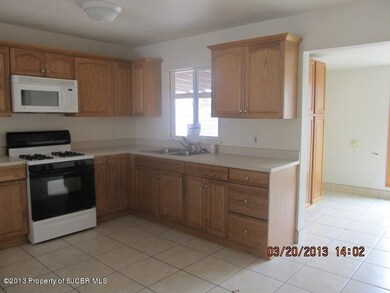 704 N Butler Ave 007