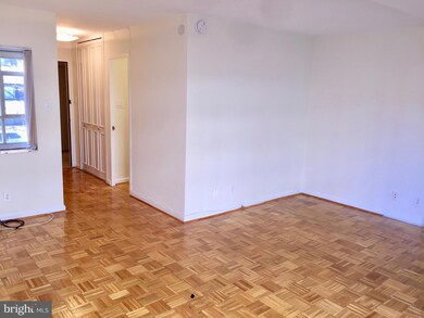 Dupont East Condominium unit 202, Washington, DC 20036 - photo 4