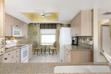 Eat In Kitchen