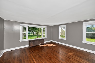 112 W 13th St, La Porte, IN 46350 - photo 3