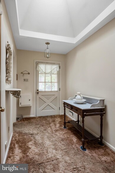 547 Tarrington Rd, Cherry Hill, NJ 08034 - photo 5