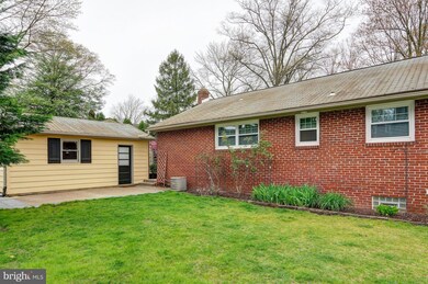 340 Longwood Dr, Haddonfield, NJ 08033 - photo 4