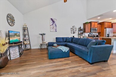 07-Living Room