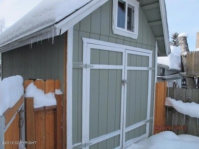 7281 E 22nd Ave, Anchorage, AK 99504 - photo 6