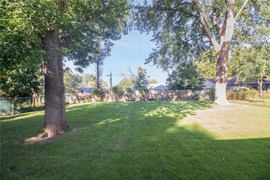 Amazing yard with sun and shade!
