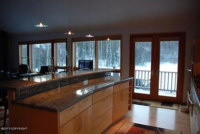 Photo 5 (kitchn-windows)