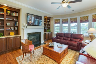 2720 Fountainhead Way Mount-large-011-14