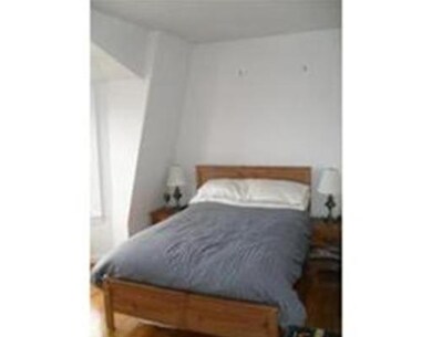 402 E 7th St, Boston, MA 02127 - photo 4