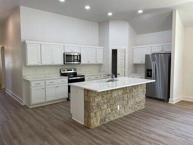 119 Parlin Ln, Fredericksburg, TX 78624 - photo 2